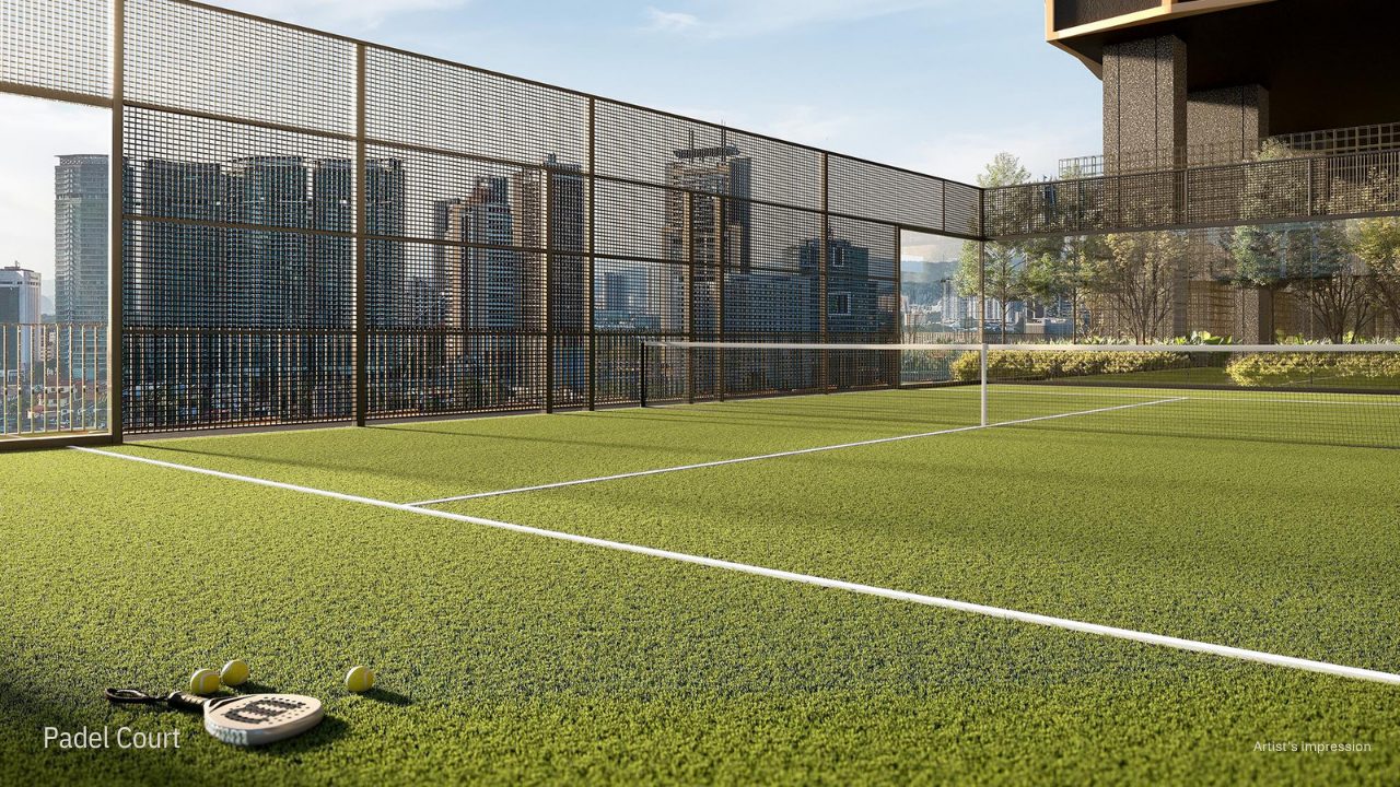 Padel court on the PlayDeck